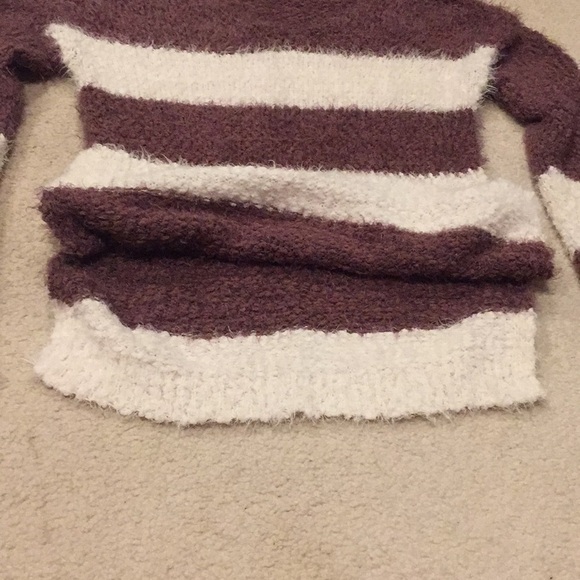 So sweater super soft knit size XS white purple - Picture 4 of 8